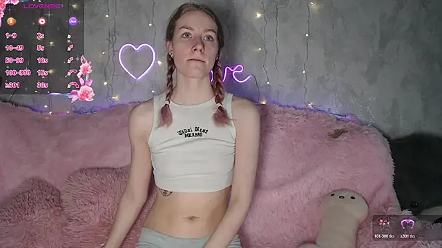 Lillian Lahot online show from March 28, 2026, 2:38 pm