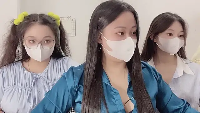 Snapshot of Bamboo_Swetie chatting on November 15, 2025, 3:08 pm Bamboo Swetie online show from November 15, 2025, 3:08 pm