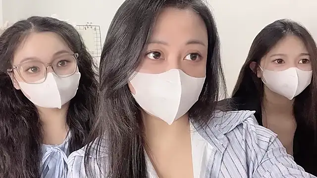 Snapshot of Bamboo_Swetie chatting on November 23, 2025, 3:23 pm Bamboo Swetie online show from November 23, 2025, 3:23 pm