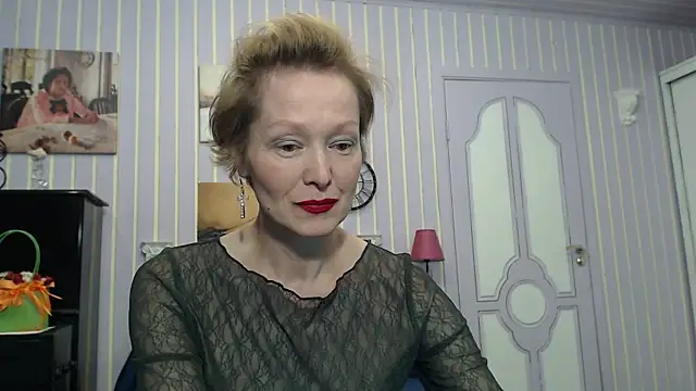 Marquise555 online show from April 4, 2026, 4:04 pm