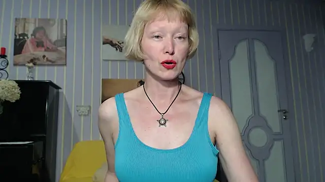 Marquise555 online show from August 3, 2026, 5:38 pm