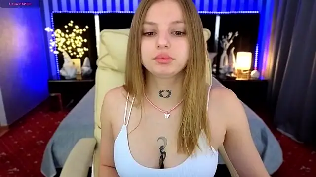 Lexi Si online show from December 19, 2025, 7:04 am