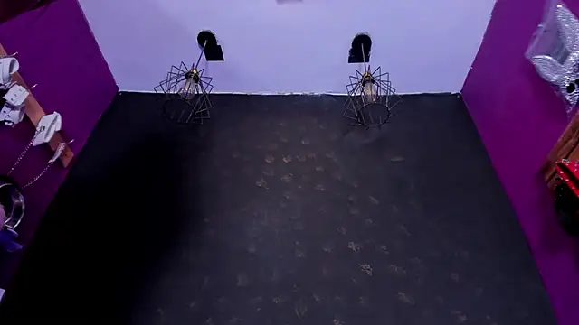 Snapshot of Alexa_Slave chatting on November 1, 2025, 7:16 pm Alexa Slave online show from November 1, 2025, 7:16 pm