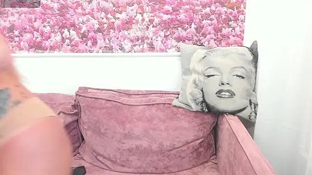 SexyFancy online show from March 22, 2025, 11:53 am