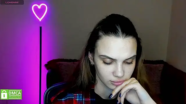 Aminakisuliawolf online show from January 28, 2025, 3:57 pm