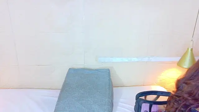 Snapshot of Shamiraa_moore chatting on April 1, 2026, 8:06 pm Shamiraa moore online show from April 1, 2026, 8:06 pm