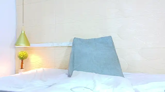 Snapshot of Shamiraa_moore chatting on June 11, 2026, 2:00 am Shamiraa moore online show from June 11, 2026, 2:00 am