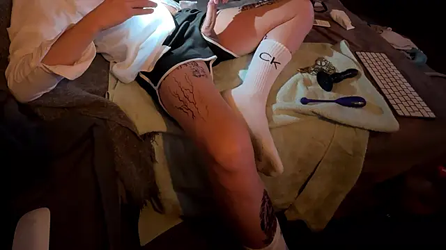 Snapshot of swissMen_DE chatting on January 5, 2026, 10:13 pm swissMen DE online show from January 5, 2026, 10:13 pm