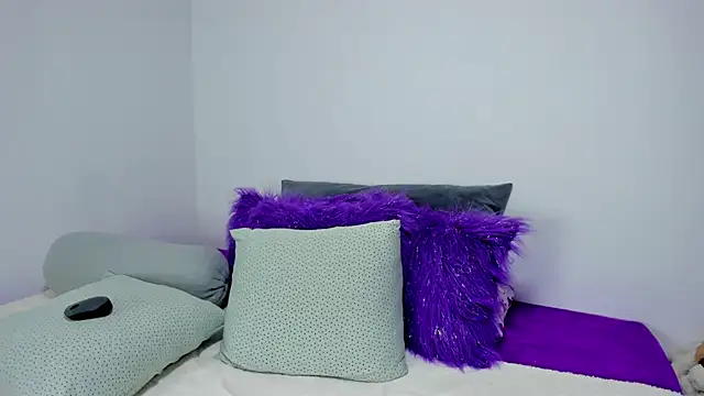 CherryBlossomm  online show from January 23, 2025, 2:02 am