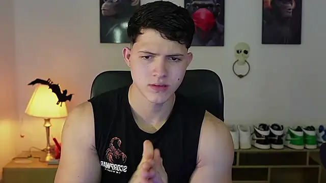 Hazzan Velez online show from November 4, 2025, 11:37 pm