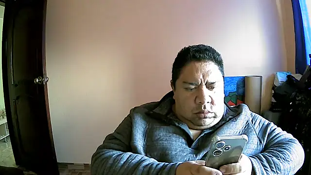 Snapshot of mateo-35audit chatting on June 27, 2026, 3:28 pm mateo-35audit online show from June 27, 2026, 3:28 pm