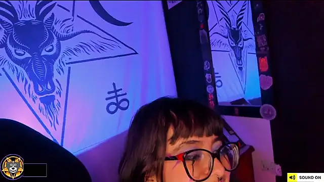 Snapshot of kaos_room chatting on December 4, 2024, 5:38 am kaos room online show from December 4, 2024, 5:38 am