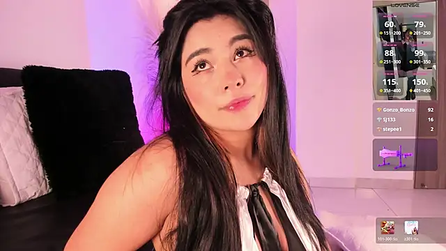 Danna adams01 online show from April 29, 2026, 6:14 pm