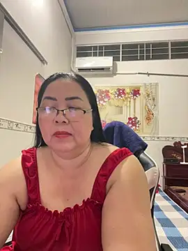 Snapshot of NDith chatting on June 20, 2026, 12:52 pm NDith online show from June 20, 2026, 12:52 pm