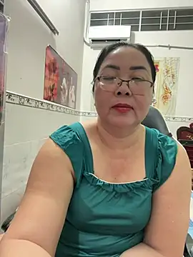Snapshot of NDith chatting on July 8, 2026, 2:54 pm NDith online show from July 8, 2026, 2:54 pm