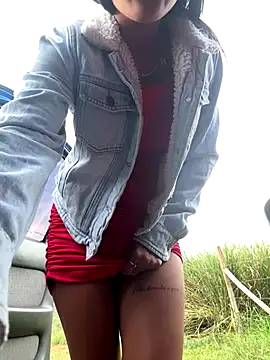 NAUGHTY LITTLE 18 online show from November 11, 2025, 10:32 pm