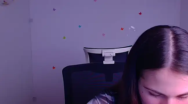 Loon Amore online show from March 14, 2025, 8:06 pm