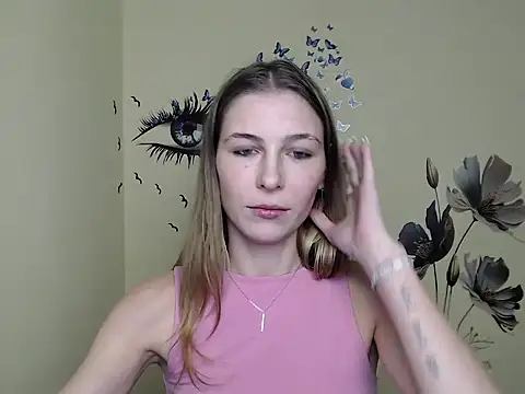 StrangerGi online show from December 16, 2024, 4:16 pm