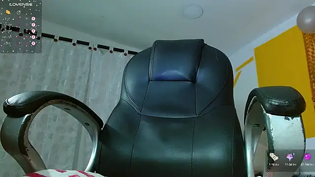 Snapshot of Matthew_Boy_ chatting on January 28, 2025, 4:39 am Matthew Boy online show from January 28, 2025, 4:39 am