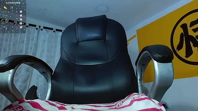 Snapshot of Matthew_Boy_ chatting on February 13, 2025, 8:17 am Matthew Boy online show from February 13, 2025, 8:17 am