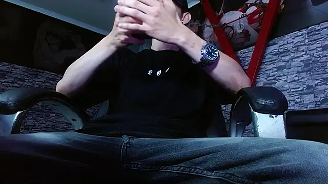 Snapshot of Matthew_Boy_ chatting on March 7, 2025, 9:17 pm Matthew Boy online show from March 7, 2025, 9:17 pm