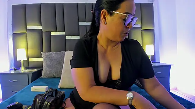 Snapshot of talivega chatting on October 28, 2025, 8:44 pm talivega online show from October 28, 2025, 8:44 pm