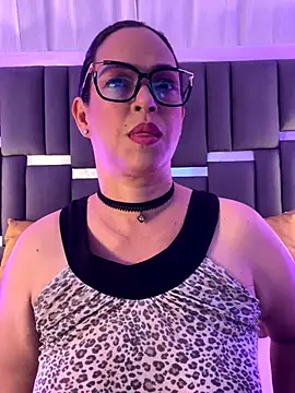 Snapshot of talivega chatting on November 3, 2025, 8:43 pm talivega online show from November 3, 2025, 8:43 pm