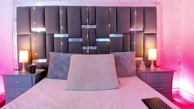 talivega online show from December 22, 2025, 8:17 pm