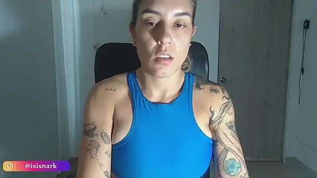 Snapshot of Isis69_ chatting on January 28, 2025, 4:19 pm Isis69 online show from January 28, 2025, 4:19 pm