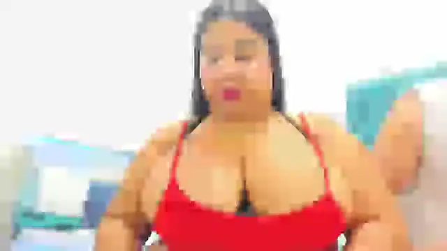 Snapshot of Keisy_boony chatting on April 23, 2026, 8:44 pm Keisy boony online show from April 23, 2026, 8:44 pm