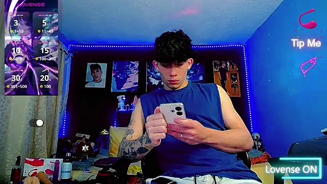 thiagomurphyy online show from November 9, 2025, 11:36 pm