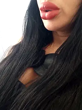 Snapshot of black_Pantherr69 chatting on April 9, 2026, 5:29 am black Pantherr69 online show from April 9, 2026, 5:29 am