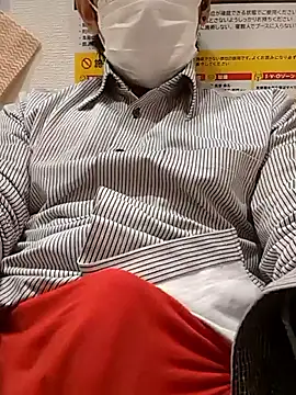 RYOTA8888888888 online show from February 16, 2026, 5:42 pm