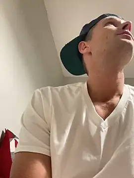 Snapshot of Camcam21 chatting on December 26, 2024, 2:44 am Camcam21 online show from December 26, 2024, 2:44 am