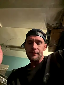 Snapshot of Camcam21 chatting on November 12, 2025, 9:32 am Camcam21 online show from November 12, 2025, 9:32 am