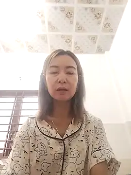 Sexy-ladyboobs20 online show from November 1, 2025, 1:40 am