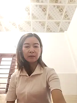 Sexy-ladyboobs20 online show from November 28, 2025, 1:30 am