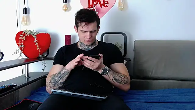 Snapshot of CarterCole chatting on February 15, 2025, 8:00 am CarterCole online show from February 15, 2025, 8:00 am