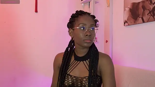 Snapshot of _exoticcouple69_ chatting on October 30, 2025, 12:06 pm exoticcouple69 online show from October 30, 2025, 12:06 pm