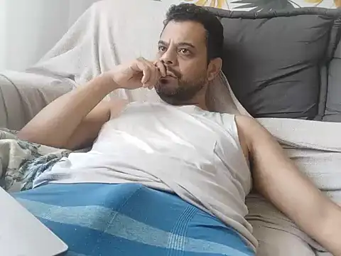 Snapshot of HornyBeachBoyBR chatting on September 19, 2025, 1:12 pm HornyBeachBoyBR online show from September 19, 2025, 1:12 pm