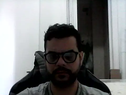 HornyBeachBoyBR online show from June 27, 2026, 2:44 pm