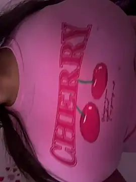 Snapshot of izanmiller2001 chatting on May 31, 2026, 3:04 am izanmiller2001 online show from May 31, 2026, 3:04 am