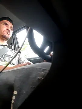 Snapshot of RS1995Poa1 chatting on October 16, 2025, 6:09 pm RS1995Poa1 online show from October 16, 2025, 6:09 pm