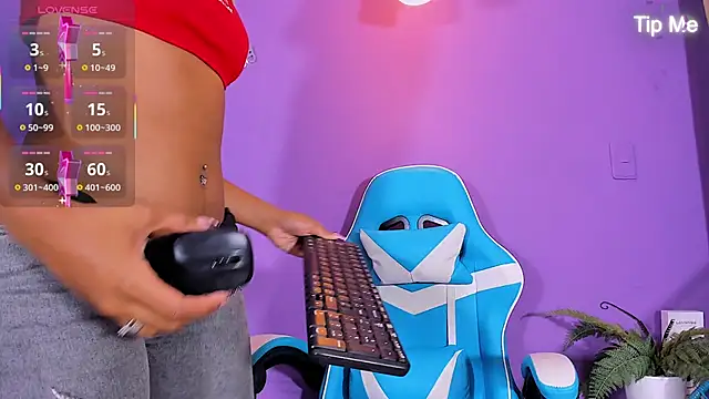 Snapshot of SunnyPage chatting on February 18, 2025, 11:55 am SunnyPage online show from February 18, 2025, 11:55 am