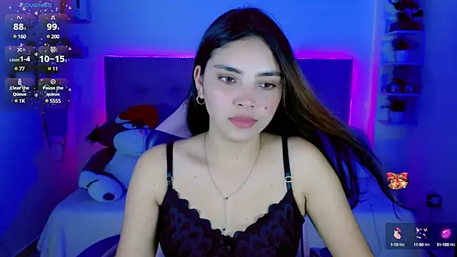 Snapshot of Kylie_brokee chatting on December 11, 2024, 9:12 pm Kylie brokee online show from December 11, 2024, 9:12 pm