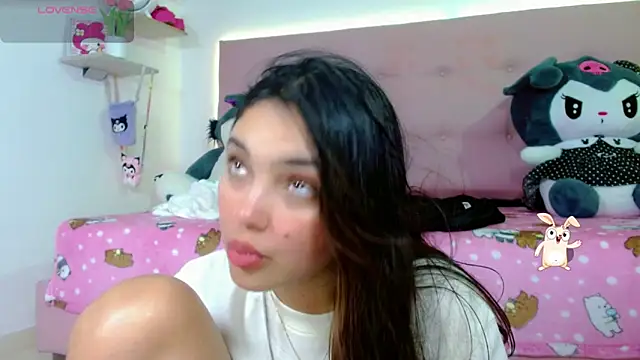 Snapshot of Kylie_brokee chatting on March 3, 2025, 3:08 am Kylie brokee online show from March 3, 2025, 3:08 am