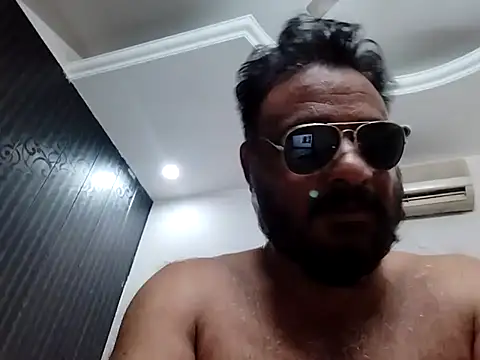 EthicalNight8 online show from December 13, 2025, 7:53 pm