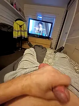 marcis222 online show from February 8, 2026, 7:12 am