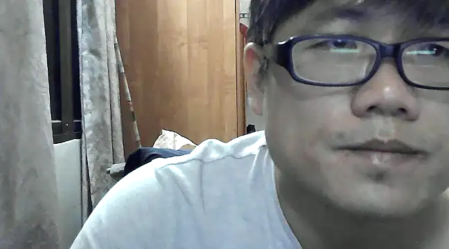 Snapshot of findagirlfriend chatting on December 20, 2024, 4:57 pm findagirlfriend online show from December 20, 2024, 4:57 pm