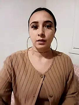 Snapshot of Juanamd1 chatting on December 3, 2024, 8:27 am Juanamd1 online show from December 3, 2024, 8:27 am